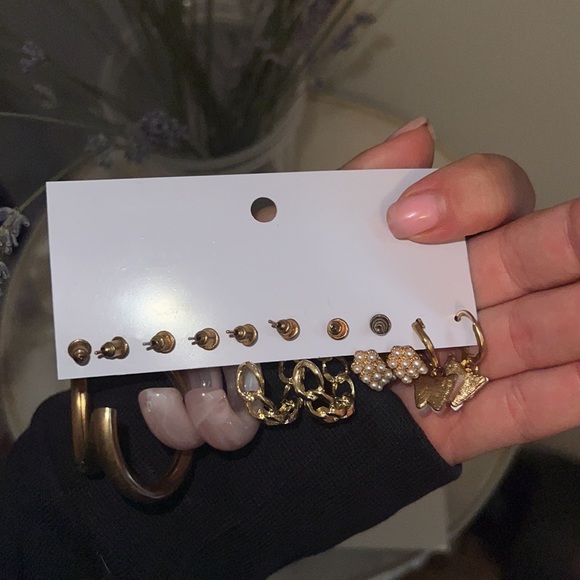 Set of 5 pair earrings - Picture 2 of 2